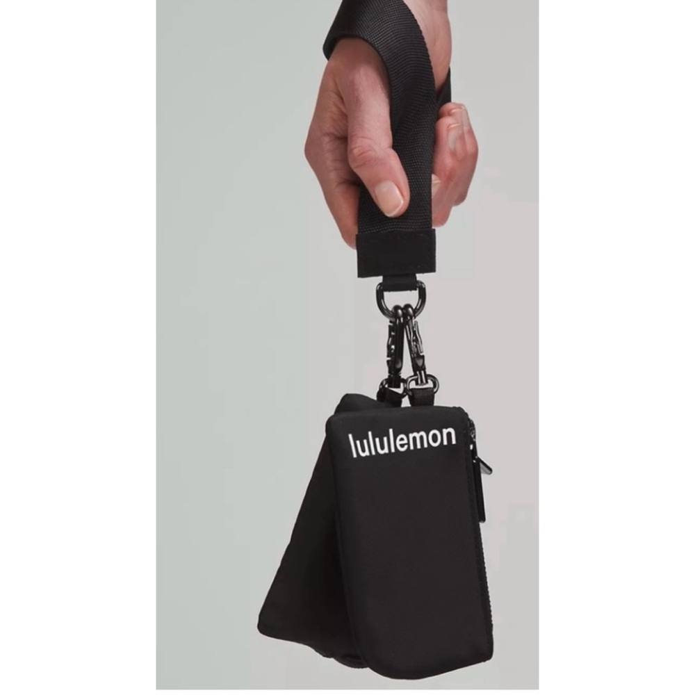 LULULEMON Dual Pouch Wristlet